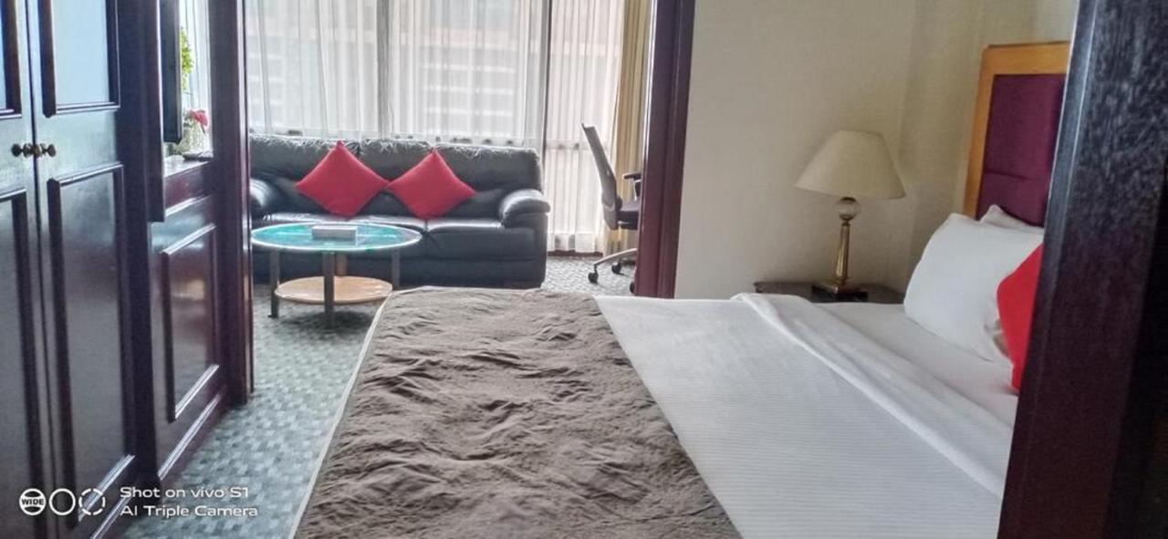 Residence Suite At Berjaya Times Square Kl Kuala Lumpur Esterno foto