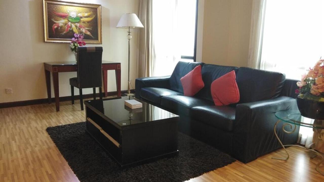 Residence Suite At Berjaya Times Square Kl Kuala Lumpur Esterno foto