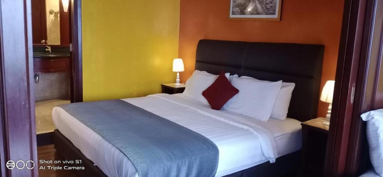 Residence Suite At Berjaya Times Square Kl Kuala Lumpur Esterno foto