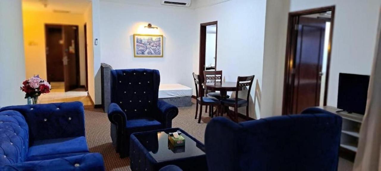 Residence Suite At Berjaya Times Square Kl Kuala Lumpur Esterno foto